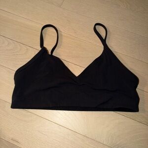 Aritzia Black Sports Bra Size Small